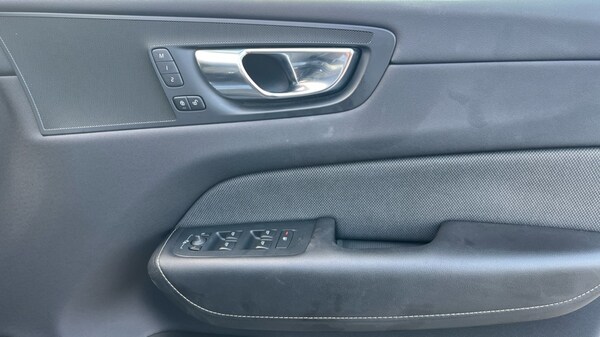 Used Volvo XC60 2020 for sale - 76008172: Photo 15