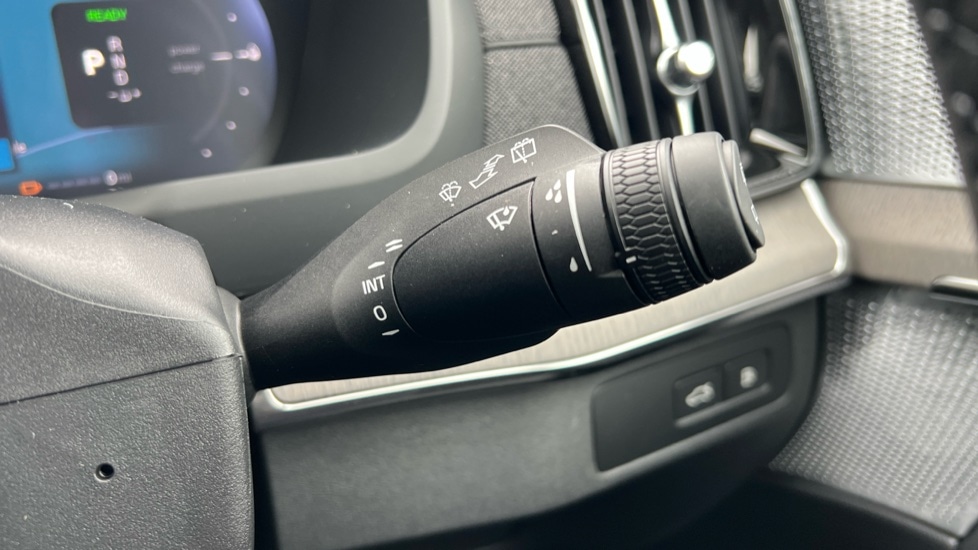 Used Volvo XC90 2025 for sale - 76870404: Photo 28