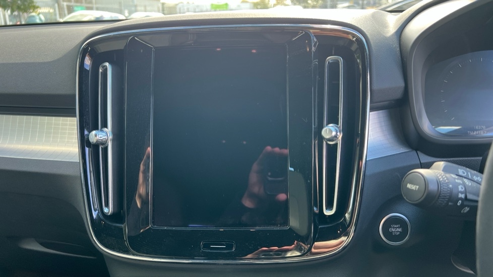 Used Volvo XC40 2023 for sale - 76079402: Photo 20