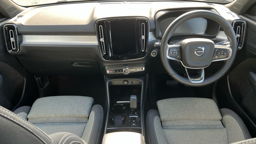 Used Volvo XC40 2023 for sale - 76079402: Photo 21