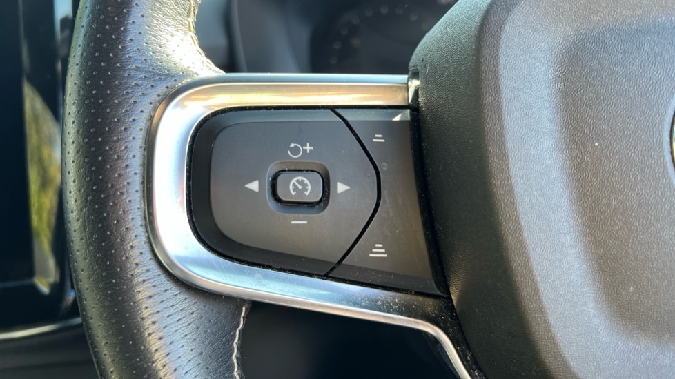 Used Volvo XC40 2020 for sale - 76104309: Photo 18