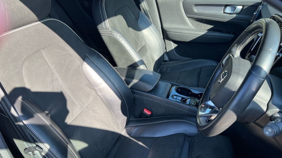 Used Volvo XC40 2020 for sale - 76104309: Photo 9