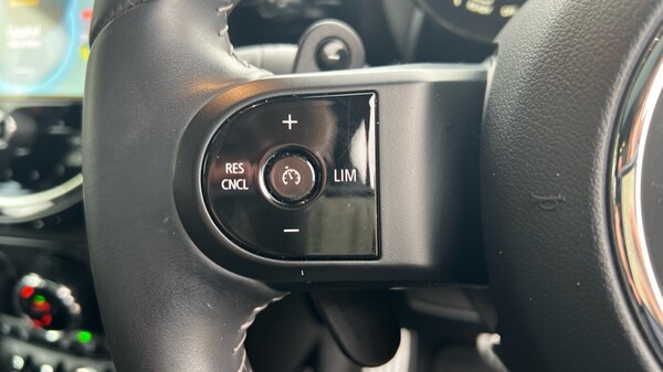 Used MINI Cooper 2023 for sale - 76092085: Photo 21