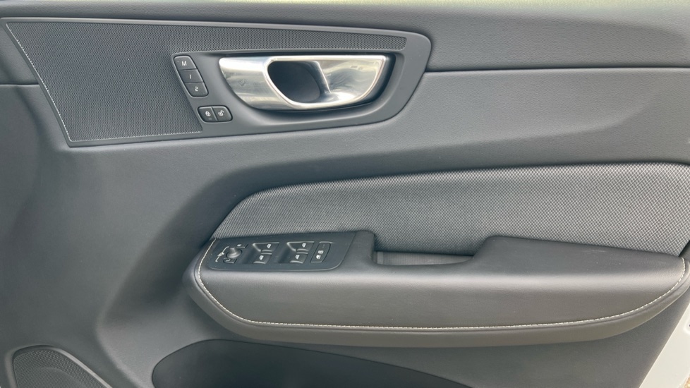 Used Volvo XC60 2019 for sale - 76289925: Photo 15