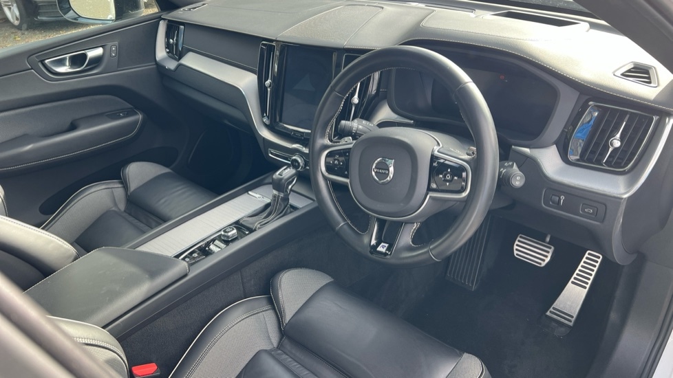 Used Volvo XC60 2019 for sale - 76289925: Photo 5