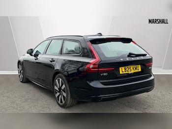 Used Volvo V90 2025 for sale - 76966623: Photo