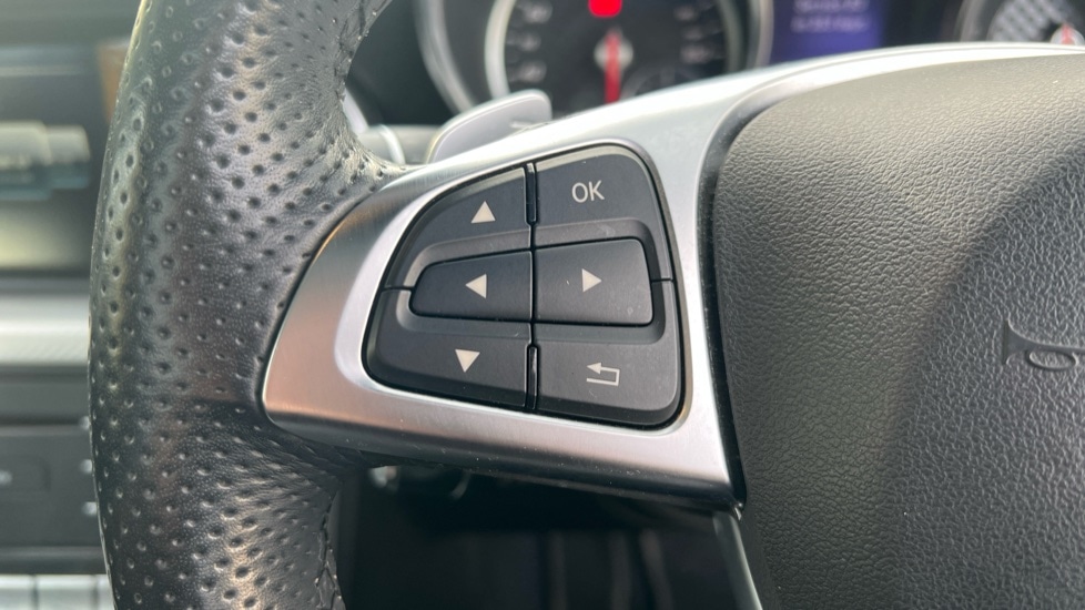 Used Mercedes-Benz SLC 2018 for sale - 76458860: Photo 22