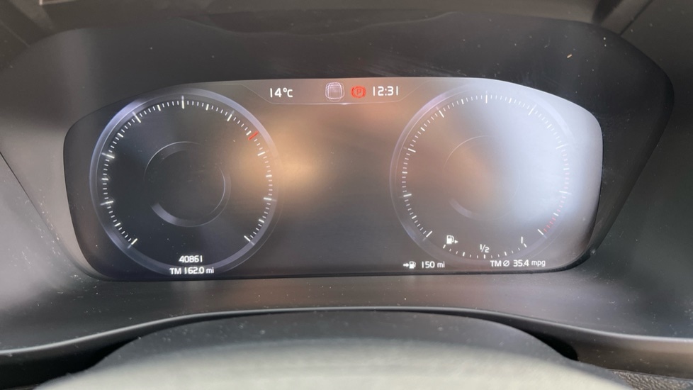 Used Volvo XC40 2020 for sale - 76873757: Photo 11