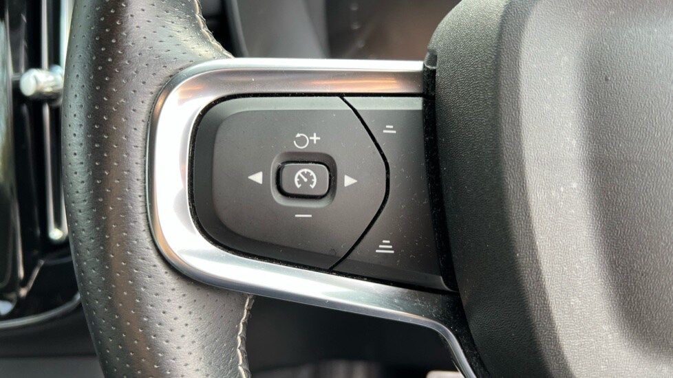 Used Volvo XC40 2020 for sale - 76873757: Photo 18