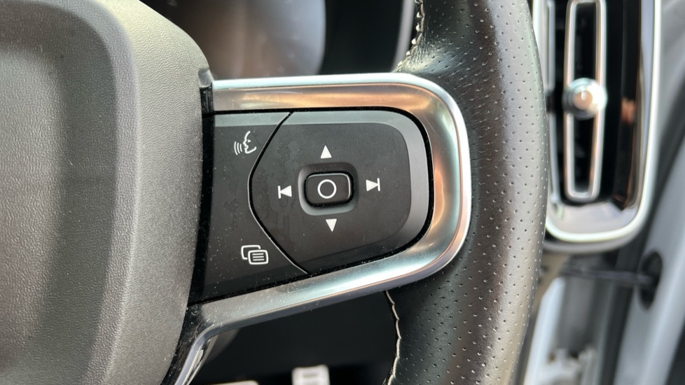 Used Volvo XC40 2020 for sale - 76873757: Photo 19