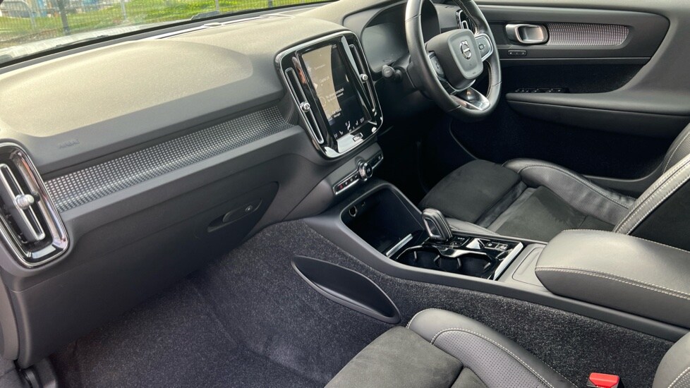 Used Volvo XC40 2020 for sale - 76873757: Photo 4