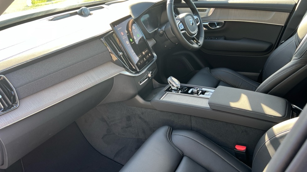 Used Volvo XC90 2025 for sale - 76870409: Photo 4
