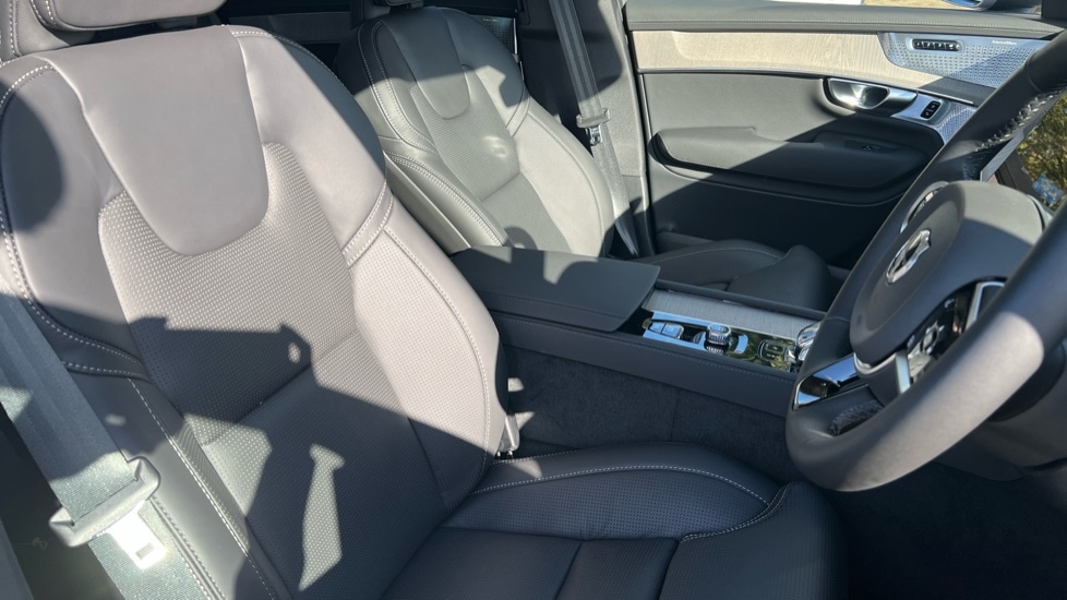 Used Volvo XC90 2025 for sale - 76870409: Photo 9