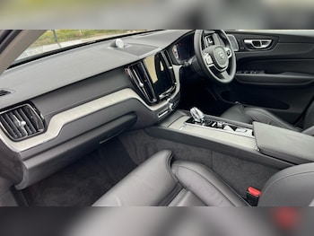 Used Volvo XC60 2025 for sale - 76874634: Photo