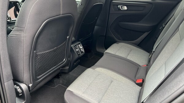 Used Volvo XC40 2022 for sale - 76265595: Photo 10
