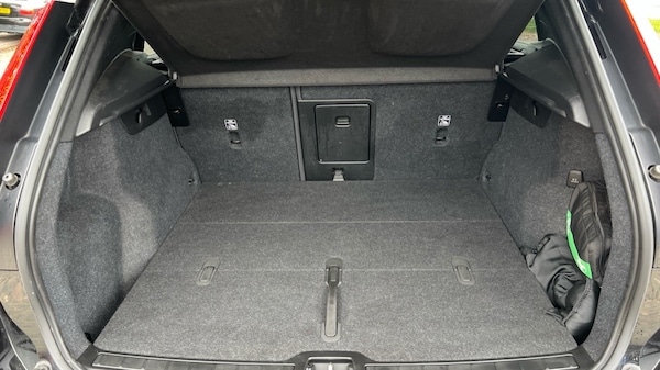Used Volvo XC40 2022 for sale - 76265595: Photo 17