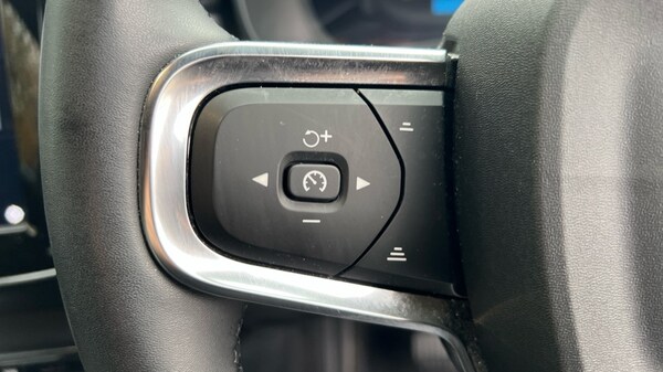 Used Volvo XC40 2022 for sale - 76265595: Photo 18