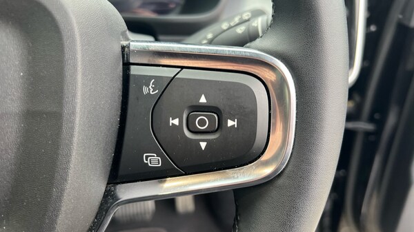 Used Volvo XC40 2022 for sale - 76265595: Photo 19