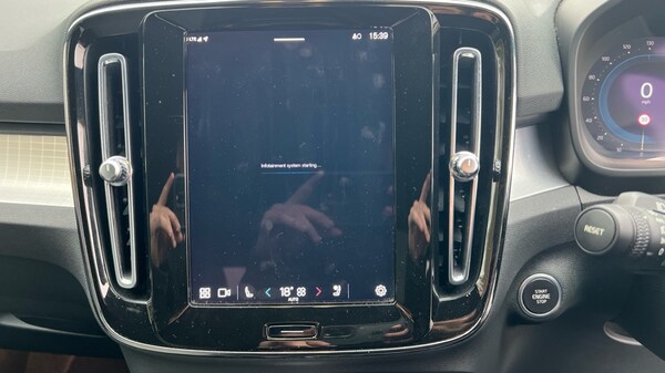 Used Volvo XC40 2022 for sale - 76265595: Photo 20