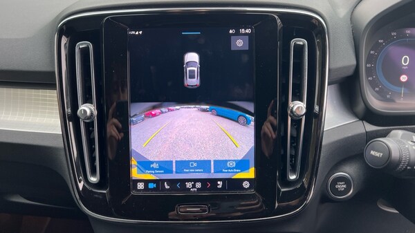 Used Volvo XC40 2022 for sale - 76265595: Photo 32