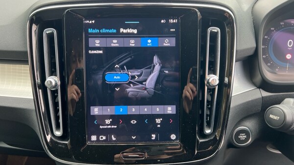 Used Volvo XC40 2022 for sale - 76265595: Photo 35