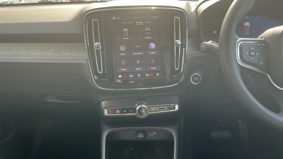 Used Volvo XC40 2025 for sale - 76870442: Photo 22