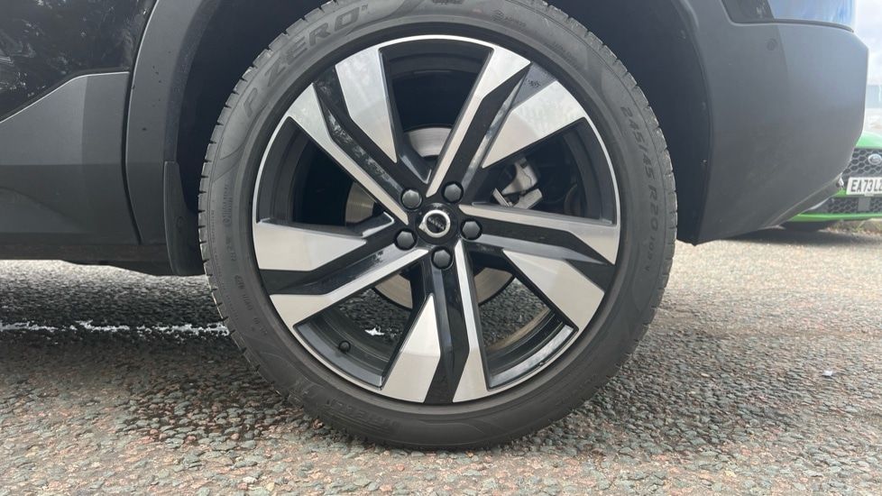 Used Volvo XC40 2025 for sale - 76870442: Photo 26