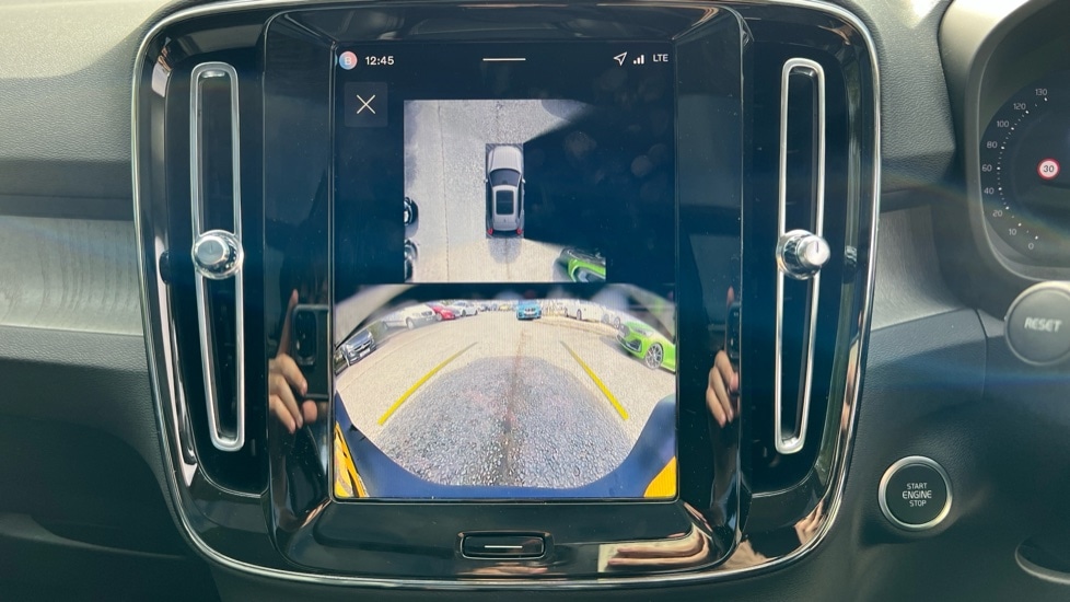 Used Volvo XC40 2025 for sale - 76870442: Photo 32