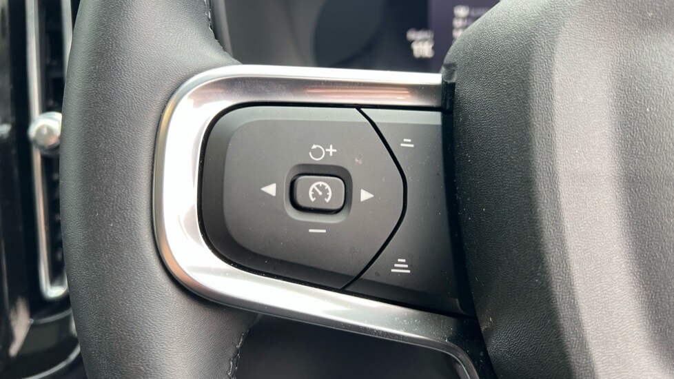 Used Volvo XC40 2024 for sale - 76168561: Photo 18