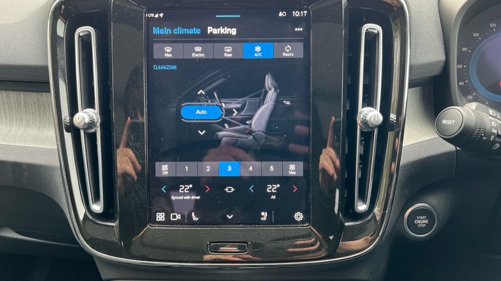 Used Volvo XC40 2024 for sale - 76168561: Photo 36