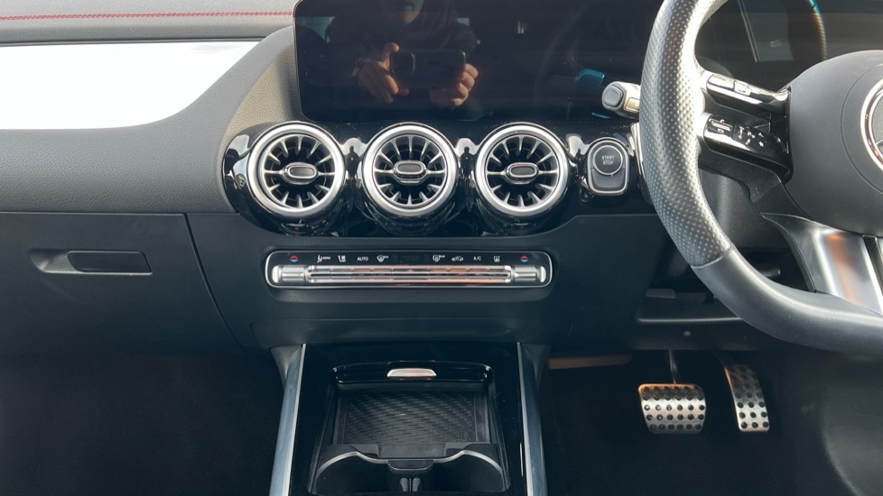 Used Mercedes-Benz EQA 2024 for sale - 76873215: Photo 12