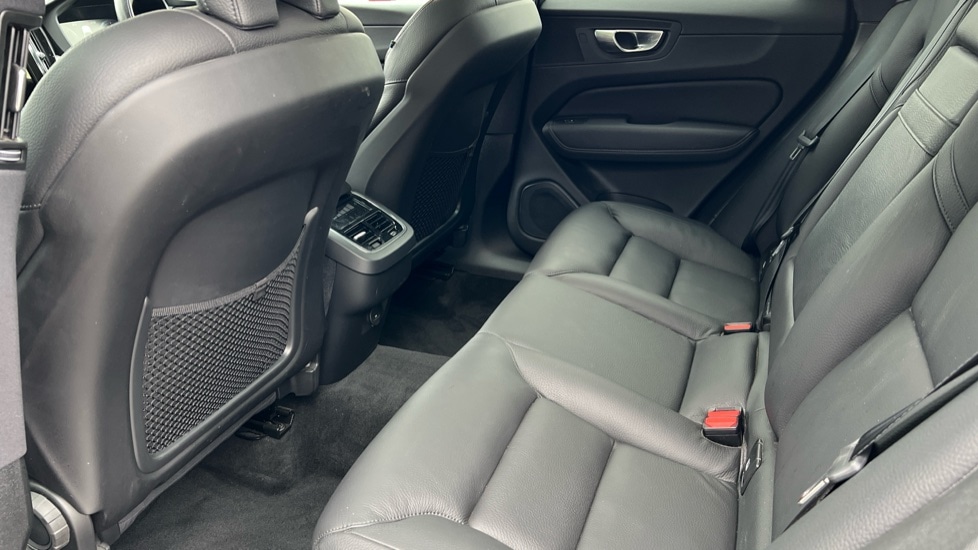 Used Volvo XC60 2021 for sale - 76229452: Photo 10