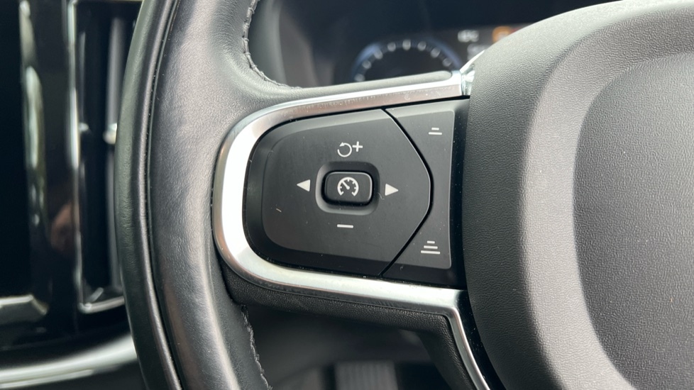 Used Volvo XC60 2021 for sale - 76229452: Photo 18