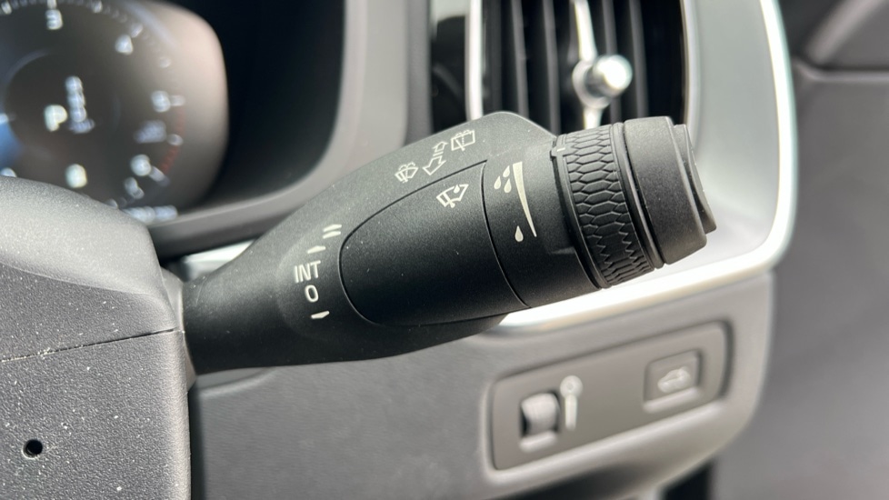 Used Volvo XC60 2021 for sale - 76229452: Photo 28