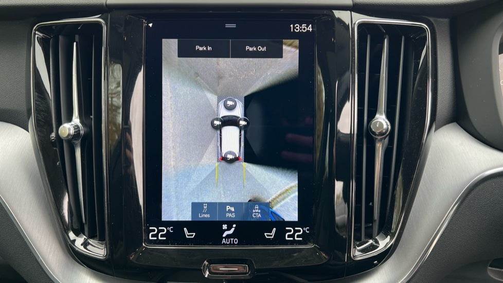 Used Volvo XC60 2021 for sale - 76229452: Photo 32