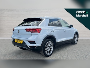 Used Volkswagen T-Roc 2018 for sale - 75467377: Photo