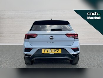 Used Volkswagen T-Roc 2018 for sale - 75467377: Photo