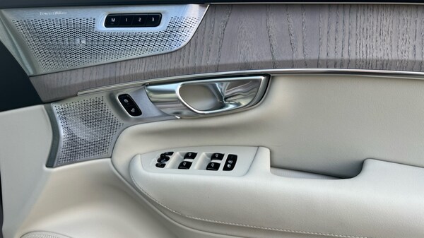 Used Volvo XC90 2025 for sale - 76154620: Photo 15