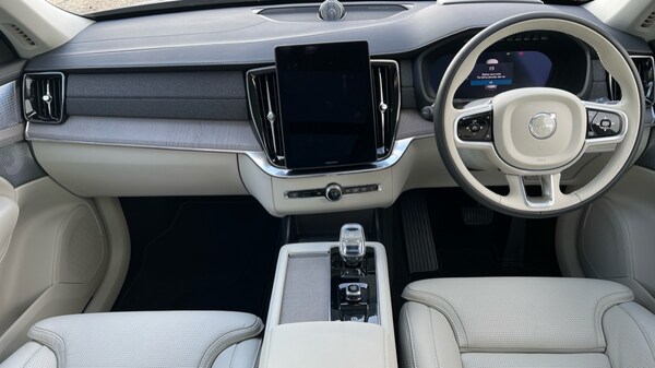 Used Volvo XC90 2025 for sale - 76154620: Photo 21
