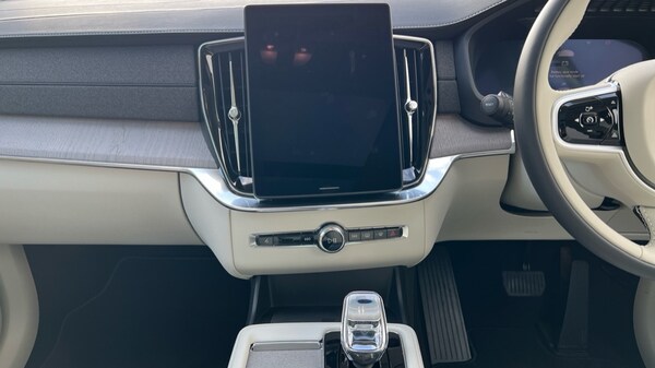 Used Volvo XC90 2025 for sale - 76154620: Photo 22