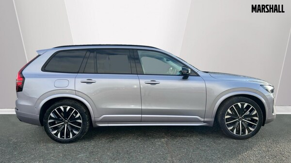 Used Volvo XC90 2025 for sale - 76154620: Photo 3