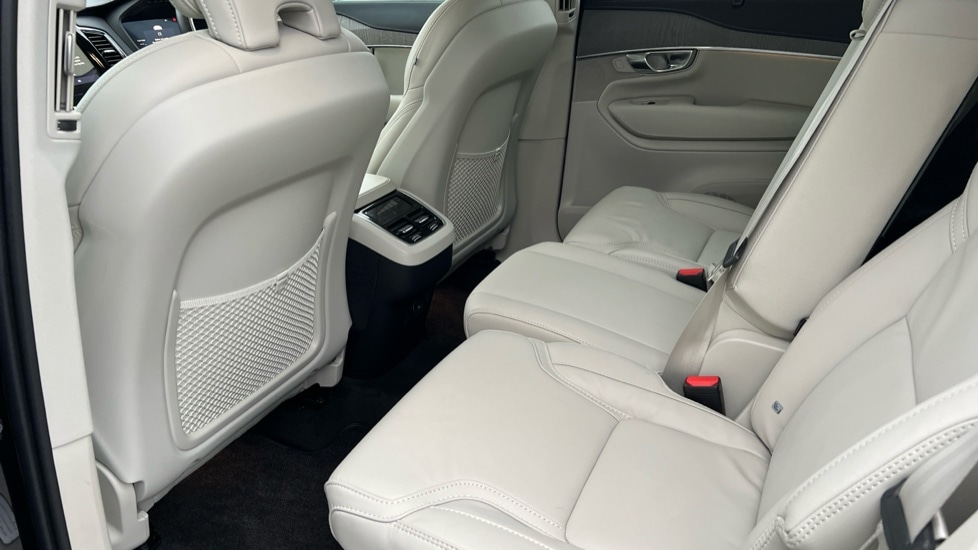 Used Volvo XC90 2025 for sale - 76872748: Photo 10