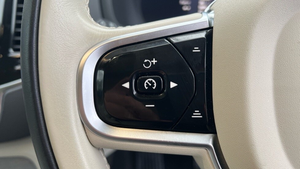 Used Volvo XC90 2025 for sale - 76872748: Photo 18