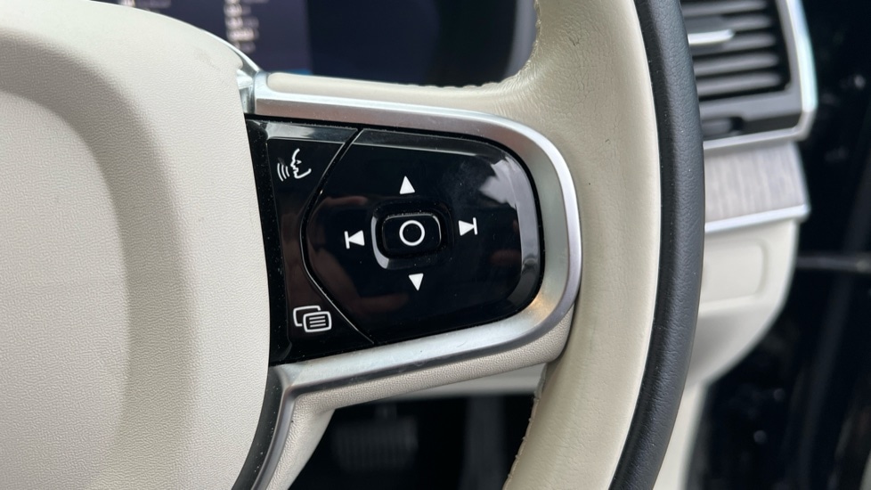 Used Volvo XC90 2025 for sale - 76872748: Photo 19