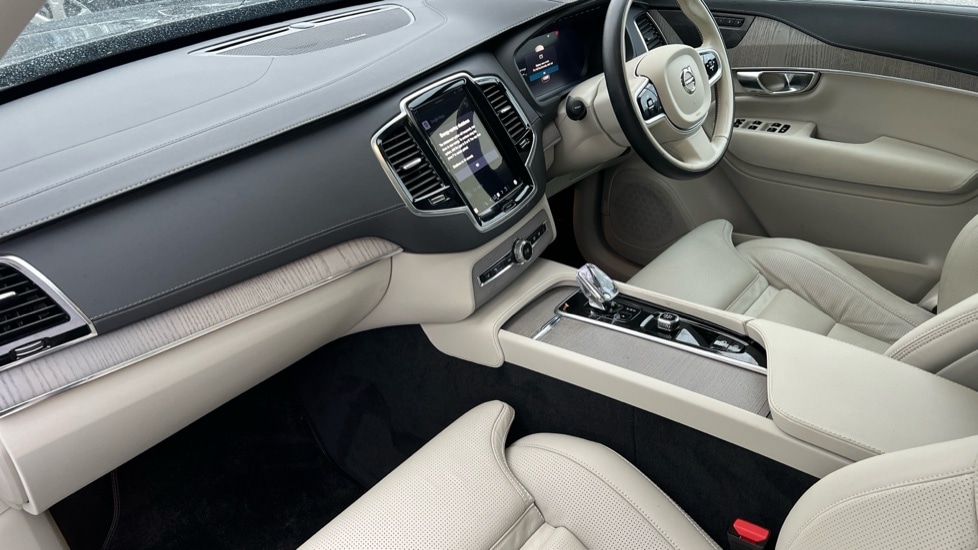 Used Volvo XC90 2025 for sale - 76872748: Photo 4