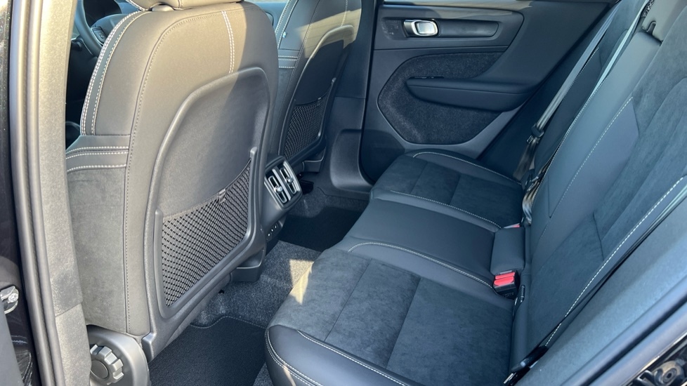 Used Volvo XC40 2025 for sale - 76894782: Photo 10