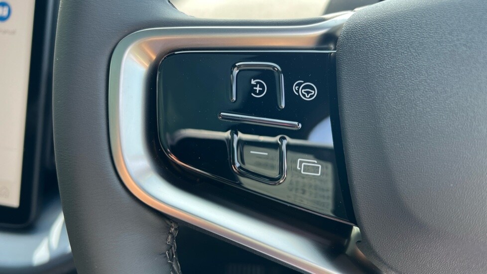 Used Volvo EX30 2025 for sale - 76539898: Photo 37