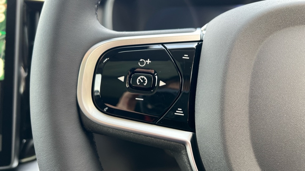 Used Volvo XC90 2025 for sale - 76871447: Photo 18