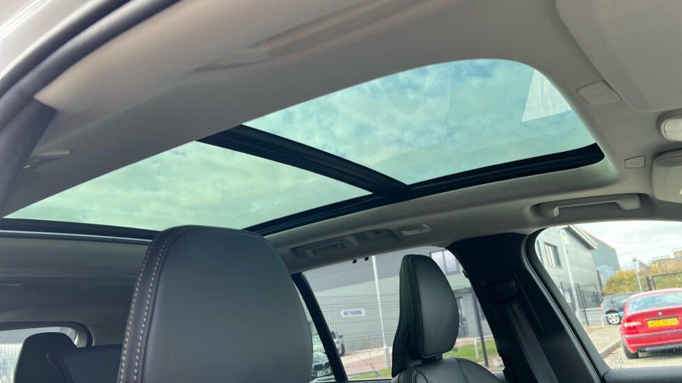 Used Volvo XC90 2025 for sale - 76871447: Photo 34