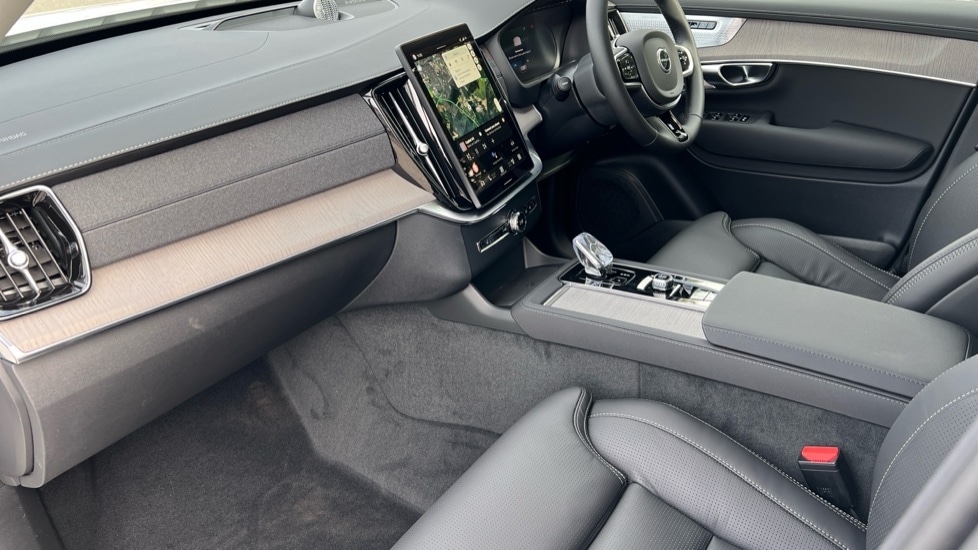 Used Volvo XC90 2025 for sale - 76871447: Photo 4